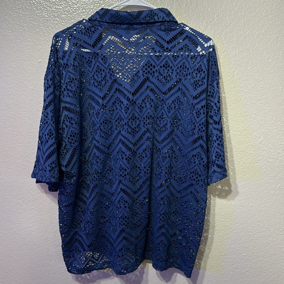 Novamen button down shirt - Picture 2 of 3